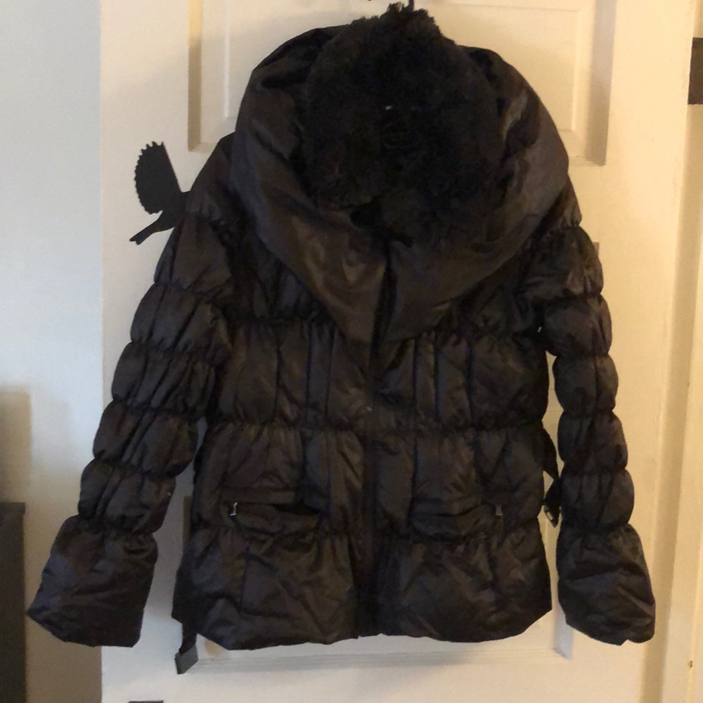 Brown puffer coat with faux fur collar